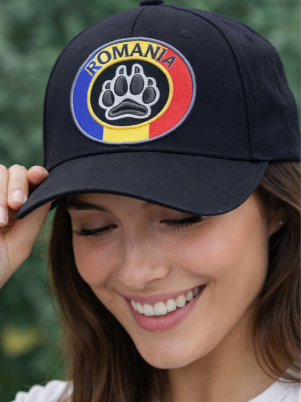 Șapcă neagră unisex România, design tricolor, aspect brodat, reglabilă, stil casual